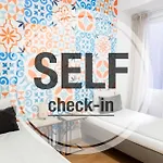 Crespo Hostel Lisbon